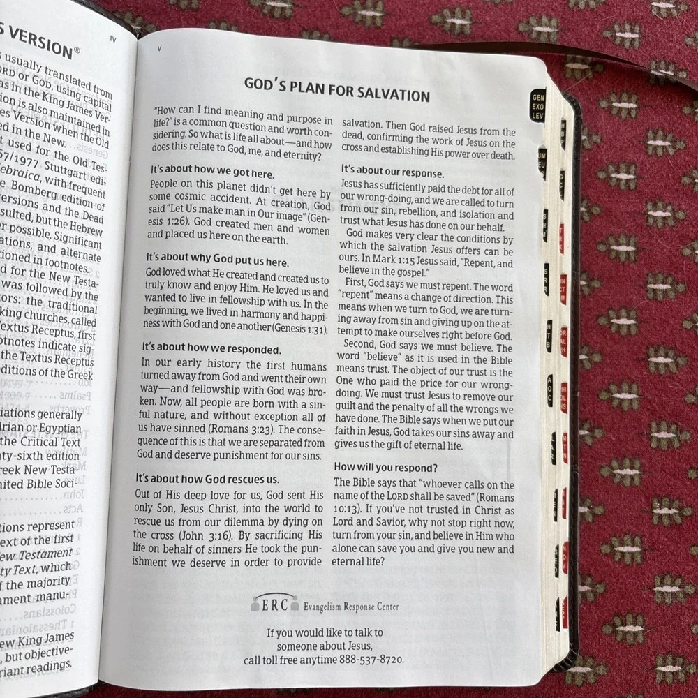 The Holy Bible King James Version Giant Print 2 Tone Brown Leather Thumb Indexed